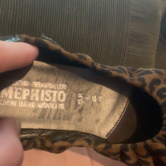 Mephisto Genuine Leather flats NWT - Picture 5 of 5